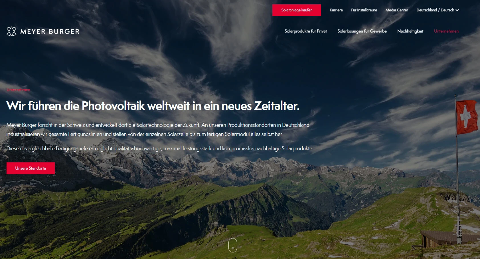 Screenshot einer Webseite mit Text- und Wolkenelementen.