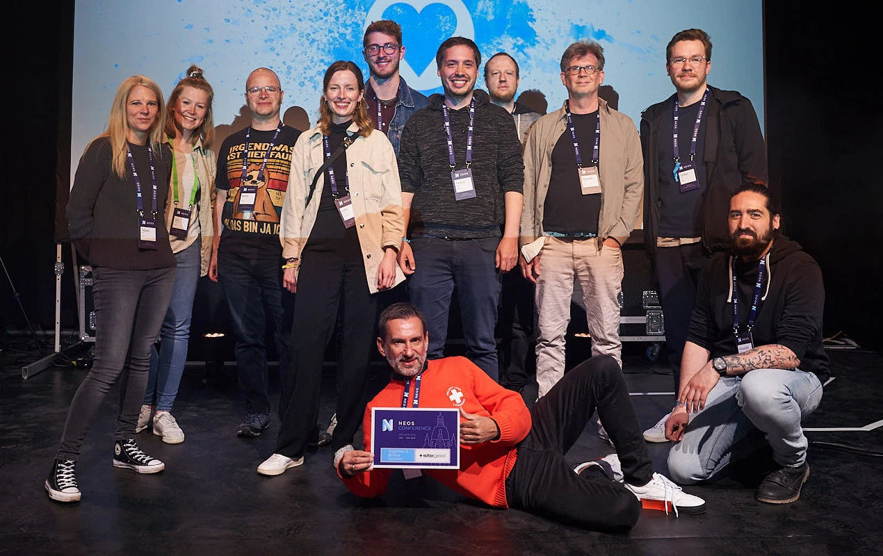 Gruppenbild der sitegeist Mitarbeiter auf der Hauptbühne