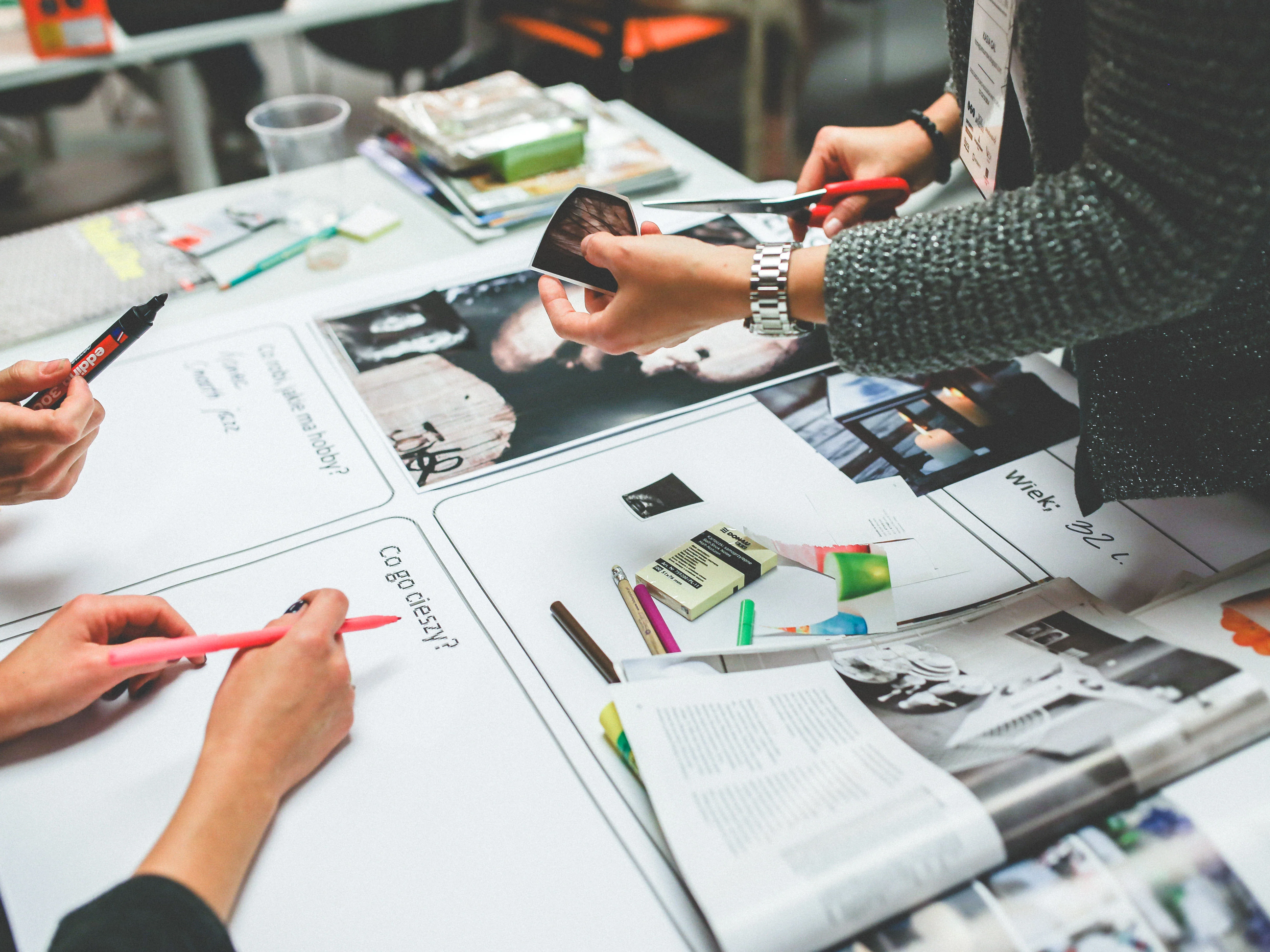 LEAN UX FÜR ANFÄNGER - UND WIE MAN ES EINSETZT LEAN UX FÜR ANFÄNGER - UND WIE MAN ES EINSETZT