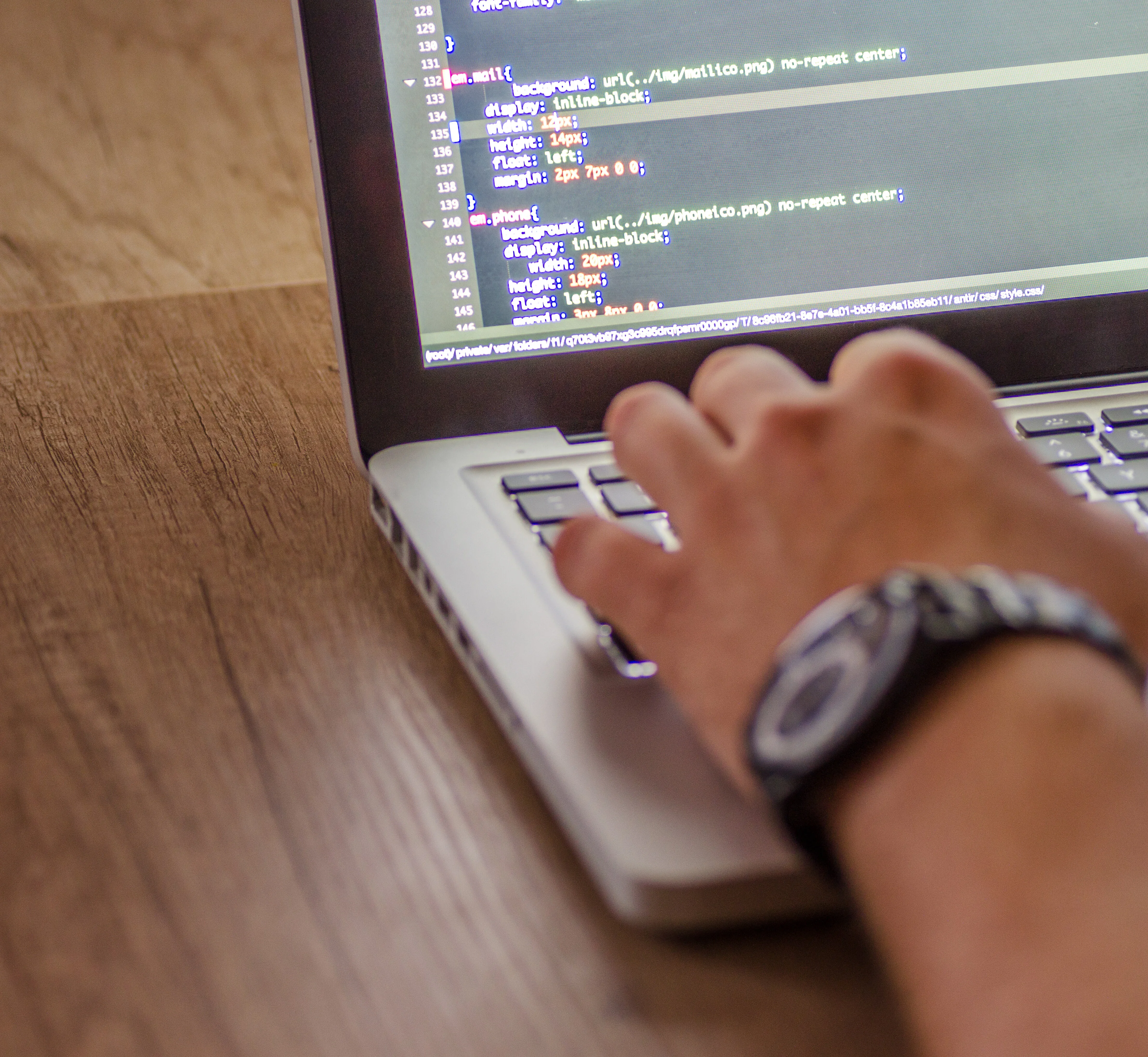 Entwicklung individueller Funktionen, die exakt zu Ihrem Geschäftsmodell passen